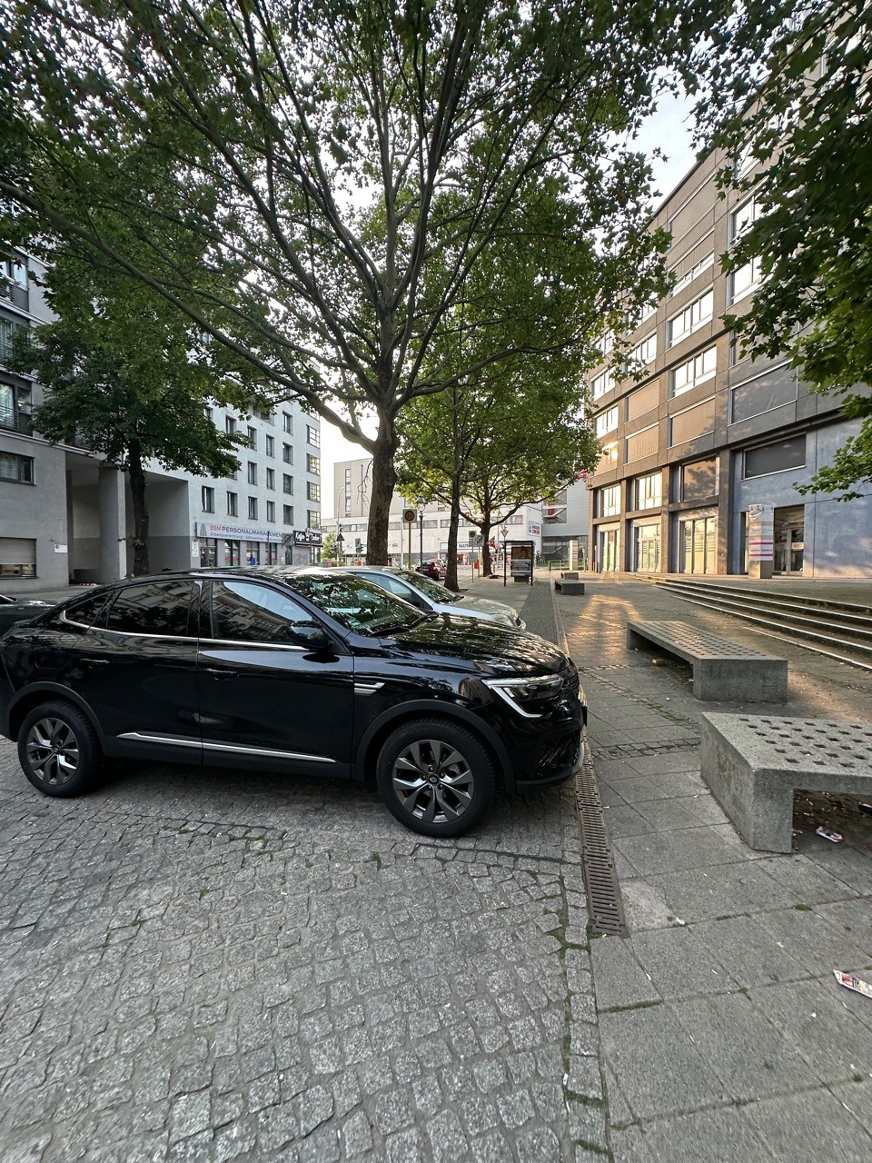 Querparken auf der Gehwegfläche
